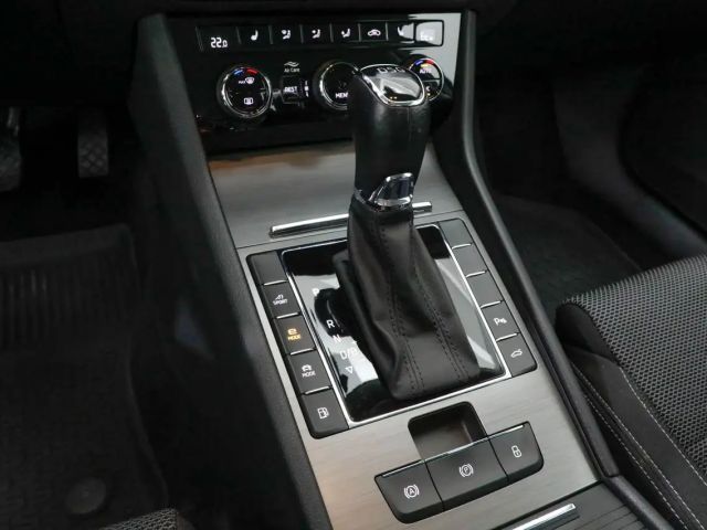 Skoda Superb Combi iV