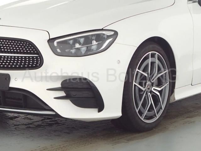 Mercedes-Benz E 200 AMG Line Coupé