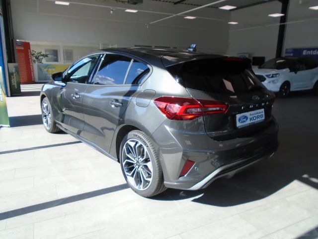 Ford Focus EcoBoost ST Line