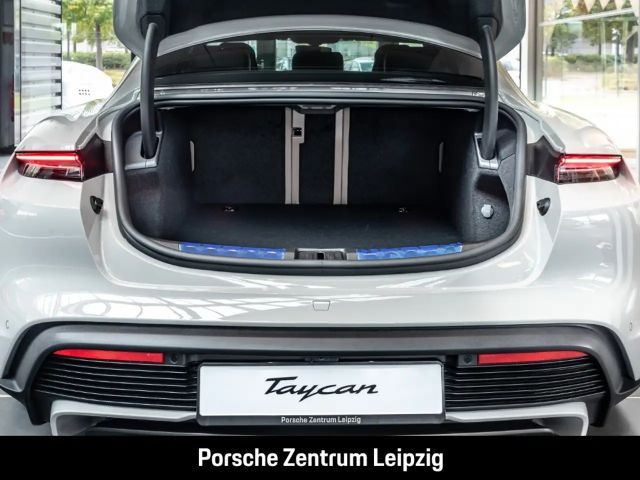 Porsche Taycan 4