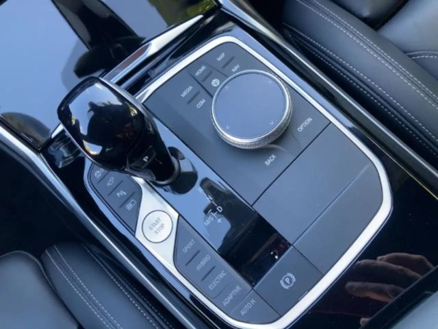 BMW 330 330e Touring xDrive