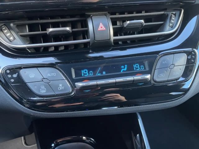 Toyota C-HR Hybride Team D