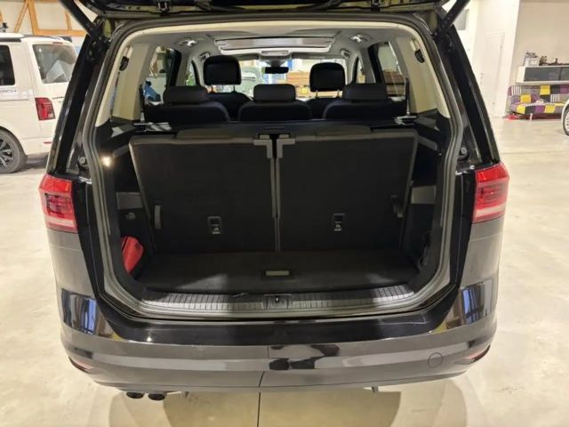 Volkswagen Touran DSG