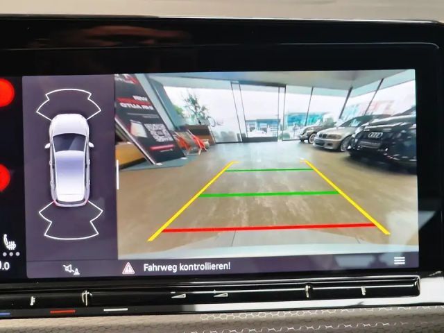 Volkswagen Golf DSG GTI