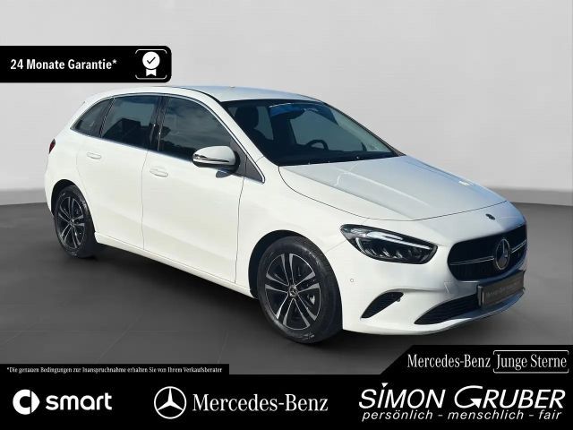 Mercedes-Benz B 200 Progressive Sedan