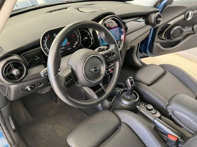 MINI Cooper 5-deurs Classic