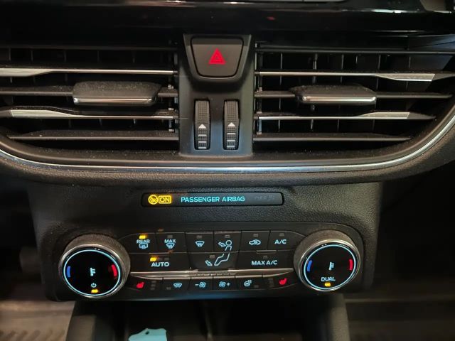 Ford Kuga Plug in Hybrid Titanium