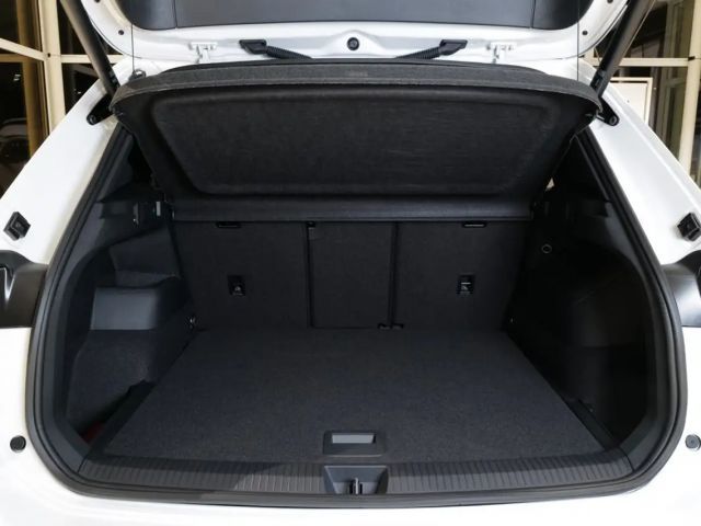 Volkswagen Tiguan 1.5 eTSI DSG R-Line