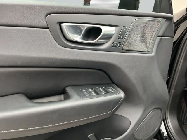 Volvo XC60 AWD Dark Ultimate