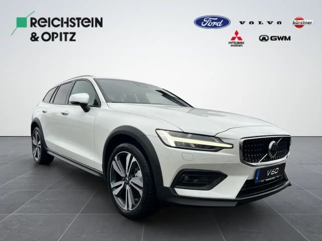 Volvo V60 Cross Country AWD Plus