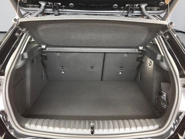 BMW 118 118i 5-deurs Sedan