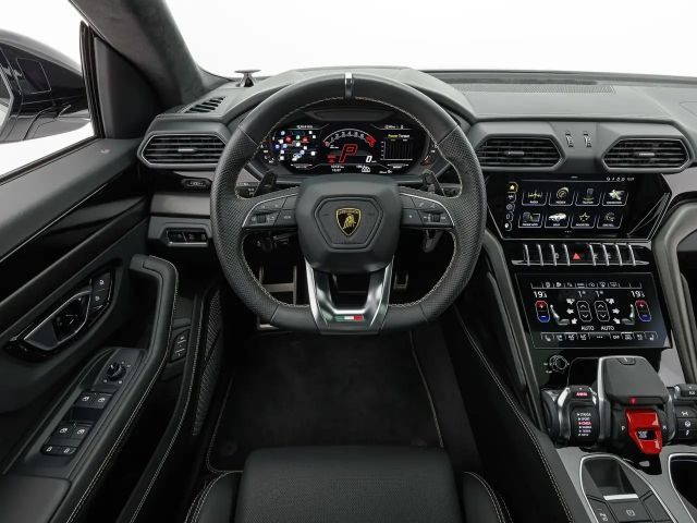 Lamborghini Urus S