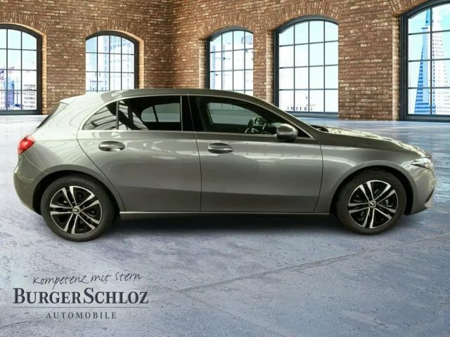 Mercedes-Benz A 180 Progressive