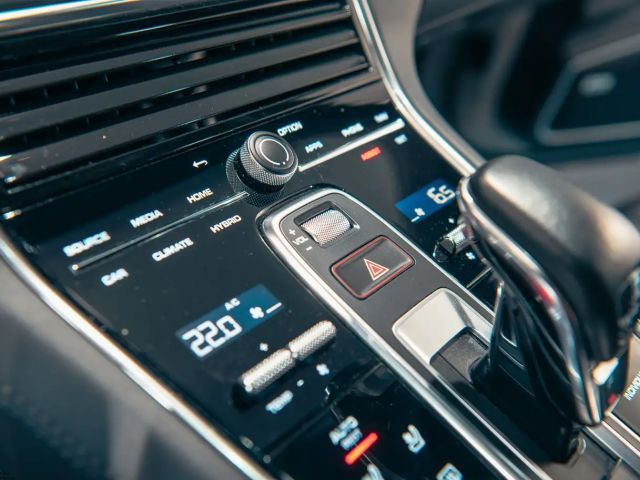 Porsche Panamera E-Hybrid S Turbo