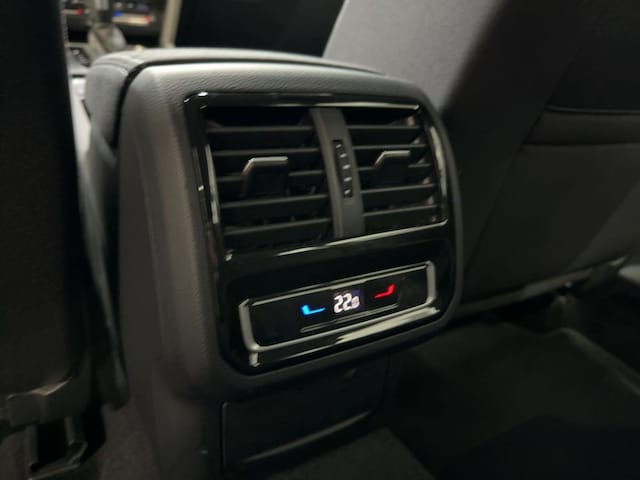 Volkswagen Passat 2.0 TDI Business DSG Variant