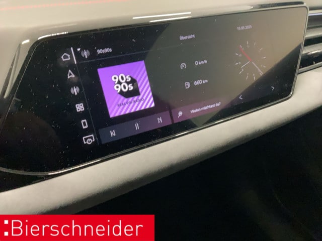 Audi A6 Avant Quattro S-Tronic