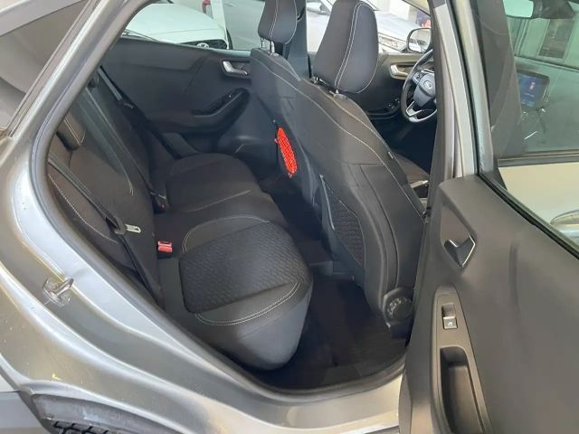 Ford Puma EcoBoost Titanium