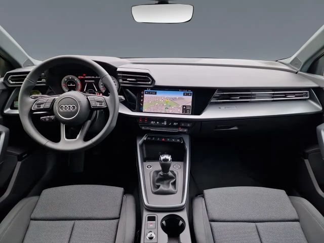 Audi A3 30 TDI S-Line Sedan Sportback