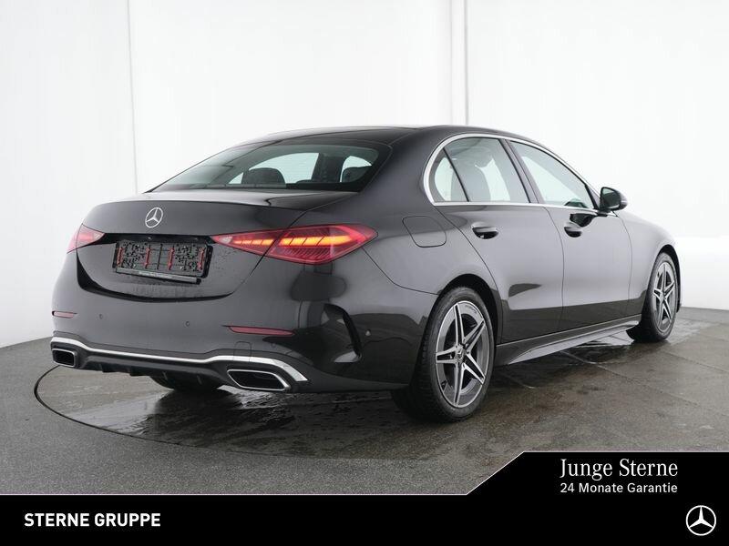 Mercedes-Benz C 220 AMG Line C 220 d Sedan
