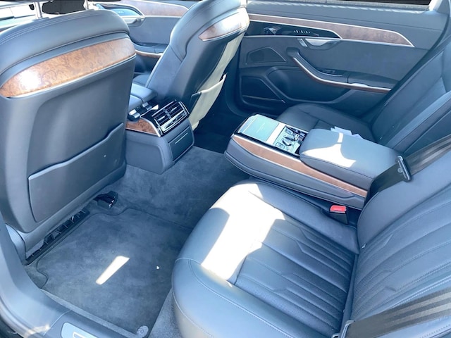 Audi A8 50 TDI Lang Quattro