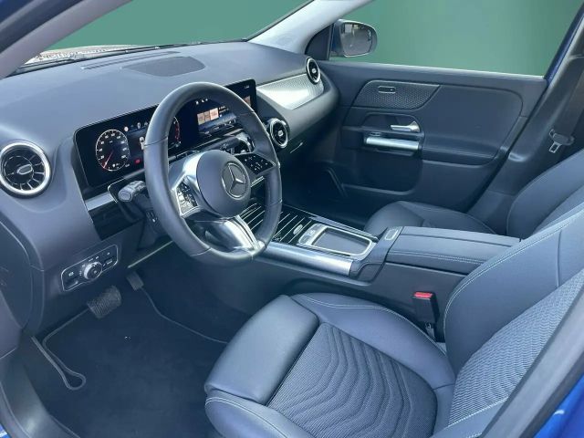 Mercedes-Benz GLA 200 Progressive