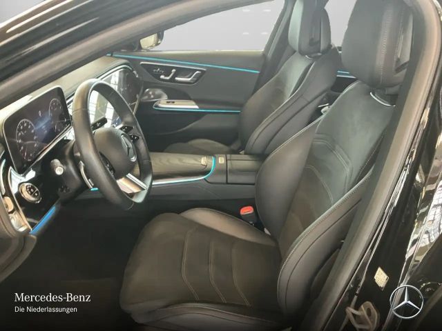 Mercedes-Benz E 200 AMG Line Sedan