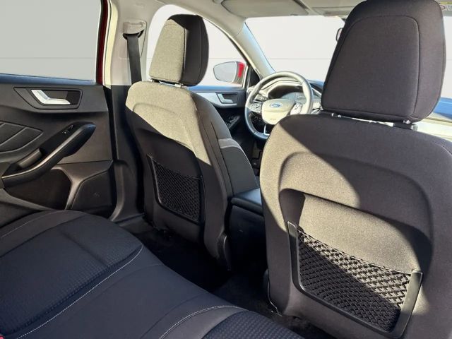 Ford Focus Cool & Connect Wagon