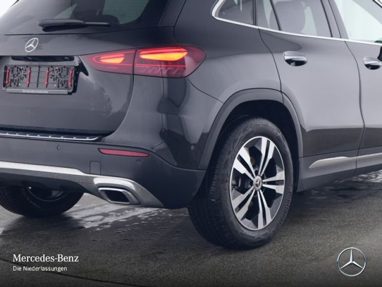 Mercedes-Benz GLA 180 GLA 180