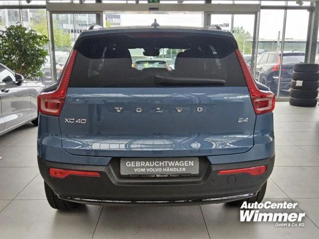 Volvo XC40 Dark Plus