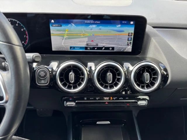 Mercedes-Benz GLA 200 Progressive