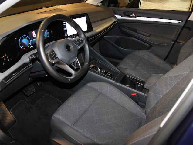 Volkswagen Golf 2.0 TDI DSG Life Variant