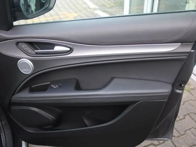 Alfa Romeo Stelvio JTDm Q4 Veloce