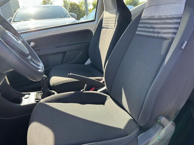 Volkswagen up! Move Move up!