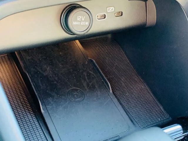 Volvo XC40 Dark Plus