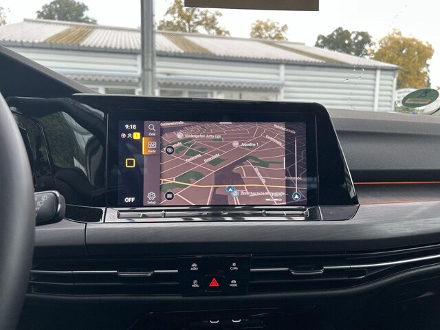 Volkswagen Golf 1.5 eTSI DSG