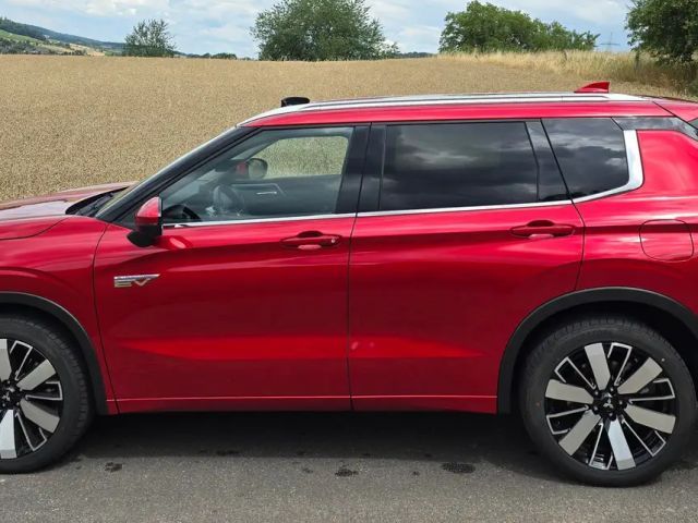 Mitsubishi Outlander 4WD PHEV