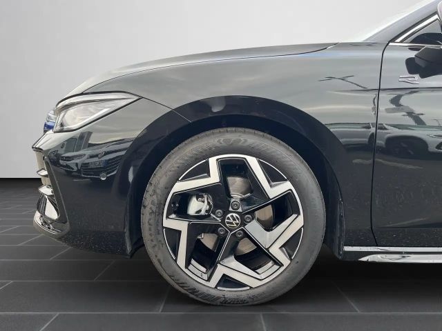 Volkswagen Passat DSG IQ.Drive R-Line