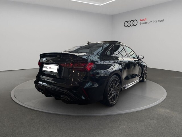 Audi RS3 Quattro S-Tronic Sedan