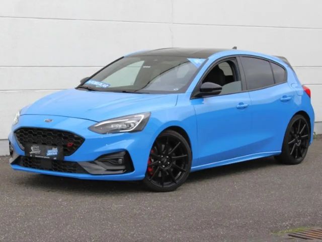 Ford Focus EcoBoost ST Line