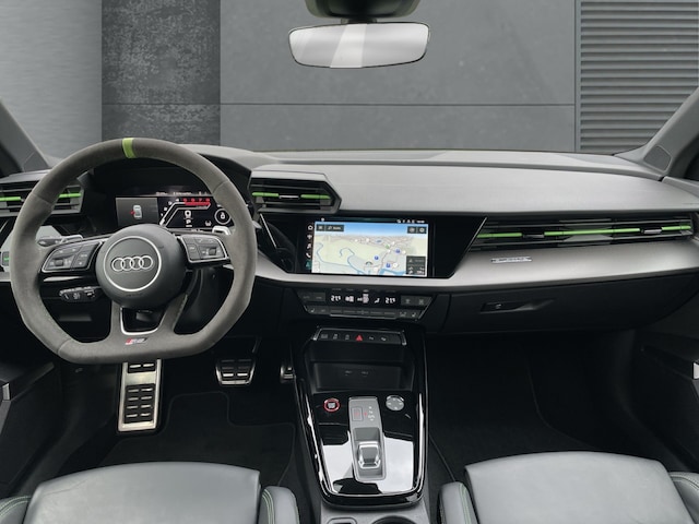 Audi RS3 Quattro S-Tronic Sedan