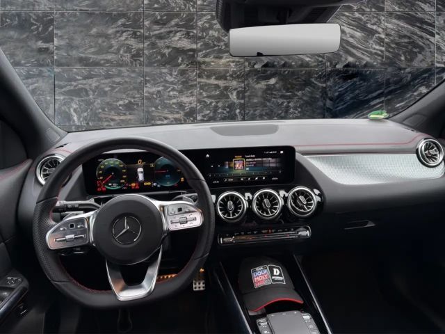 Mercedes-Benz EQA 350 AMG Line