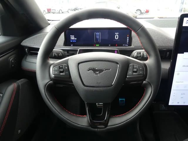 Ford Mustang Mach-E 98 kWh AWD