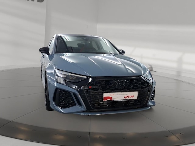 Audi RS3 Quattro S-Tronic Sedan