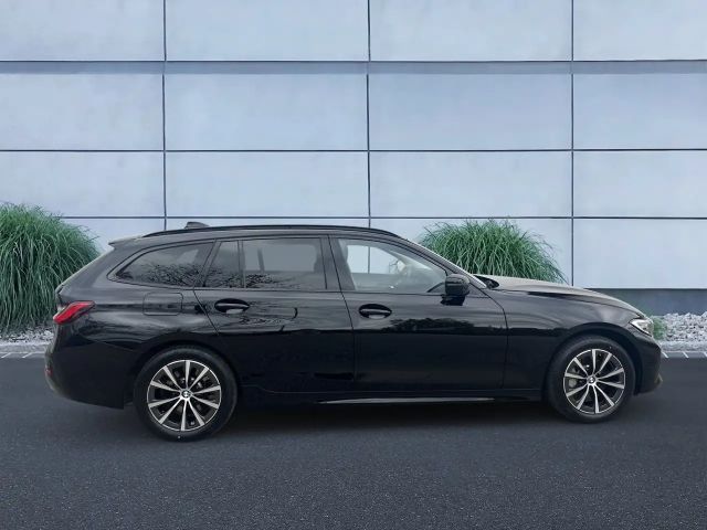 BMW 330 330e Sport Line Touring