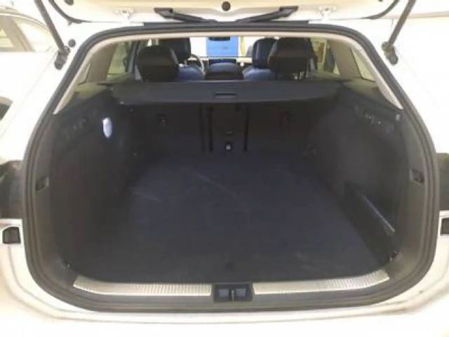 Volkswagen Passat DSG Variant eHybrid