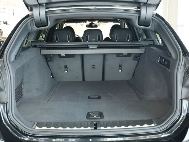 BMW 320 320d M-Sport Touring