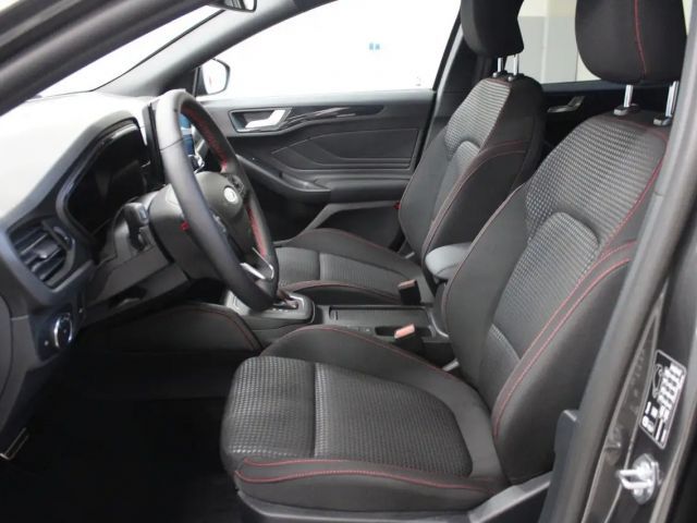 Ford Focus ST Line Wagon