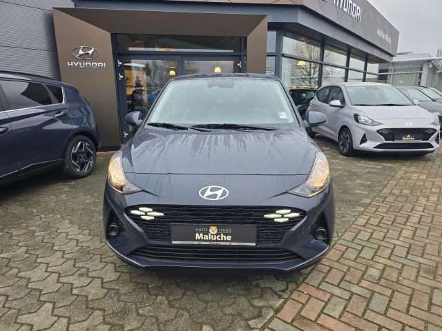 Hyundai i10 1.0 2WD Trend