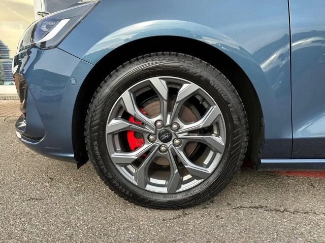 Ford Focus ST Line Wagon