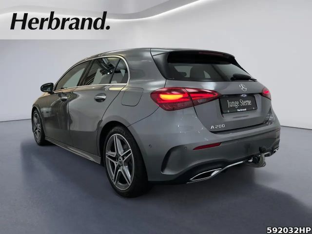 Mercedes-Benz A 200 AMG Line